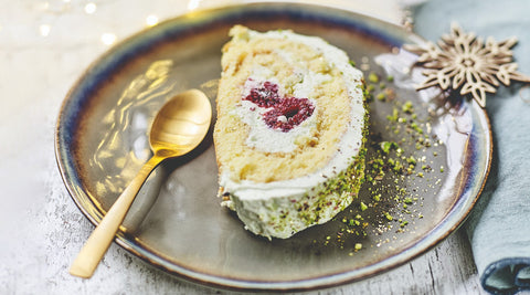 Juleroulade med hindbær & citron, opskrift fra Oliviers & Co